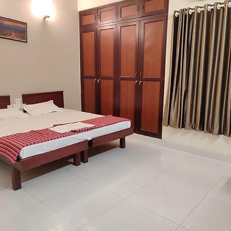 Apartament Orkuz Residency Kochi Zewnętrze zdjęcie