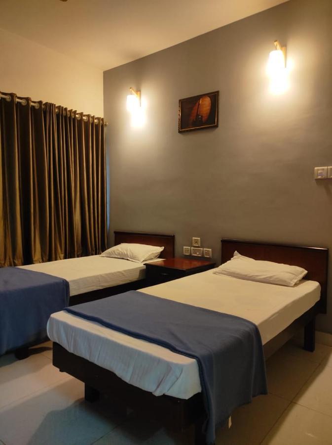 Apartament Orkuz Residency Kochi Zewnętrze zdjęcie