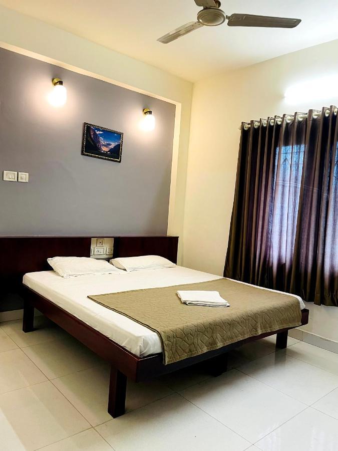 Apartament Orkuz Residency Kochi Zewnętrze zdjęcie