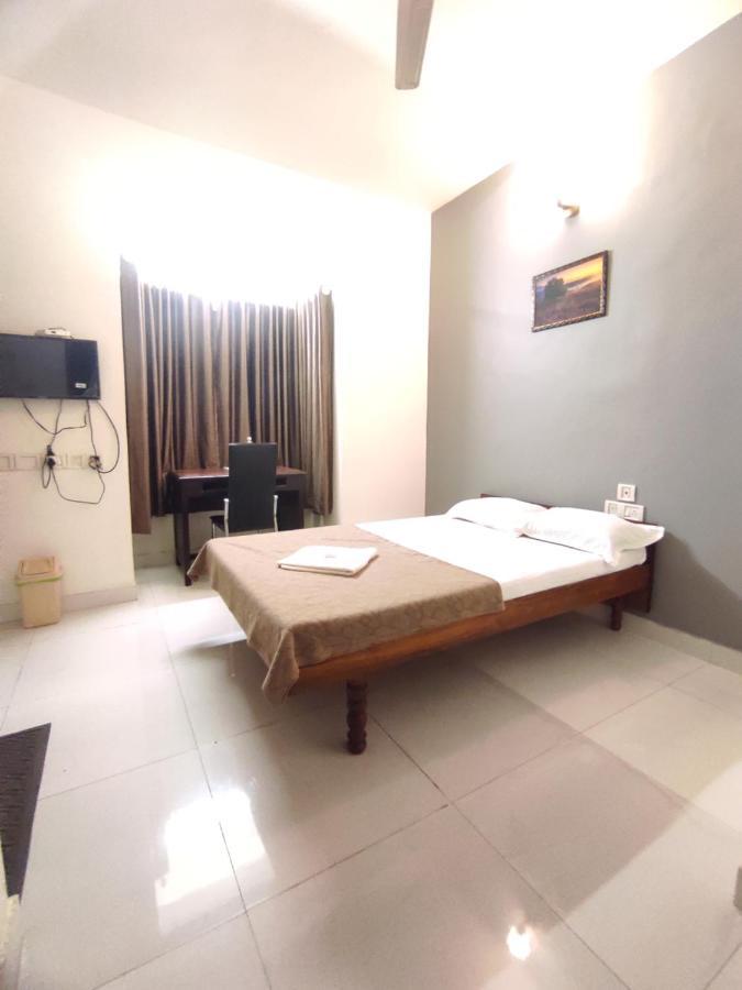 Apartament Orkuz Residency Kochi Zewnętrze zdjęcie