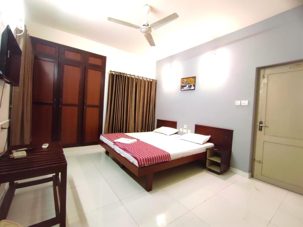Apartament Orkuz Residency Kochi Zewnętrze zdjęcie